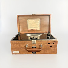 Vintage Sensitive Research Instrument Corp Dynamometer Voltmeter 923850 Untested