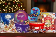 Lindt, Cadbury, Nestle & Mars Assorted Chocolate Candy Tubs & Advent Calendars