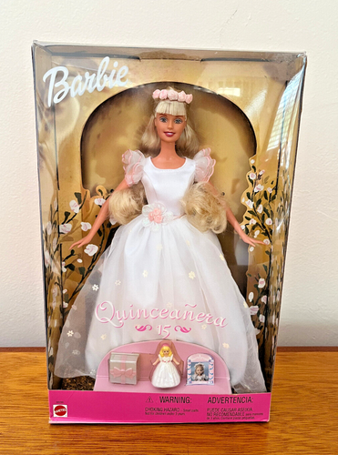 VTG 2000 BARBIE QUINCEANERA 15 DOLL BLONDE - NEW ( damage box )