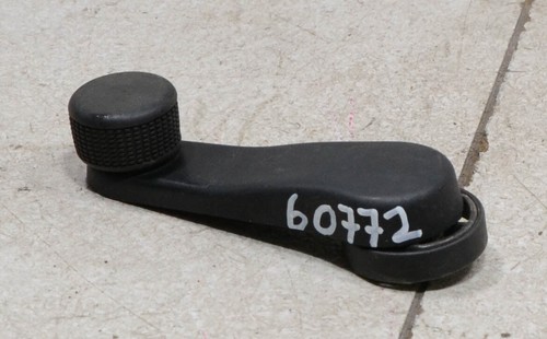 VW Caddy 2 II 9K Bj 1997 Fenster Kurbel Tür vorne Re Li passend #60772-B414