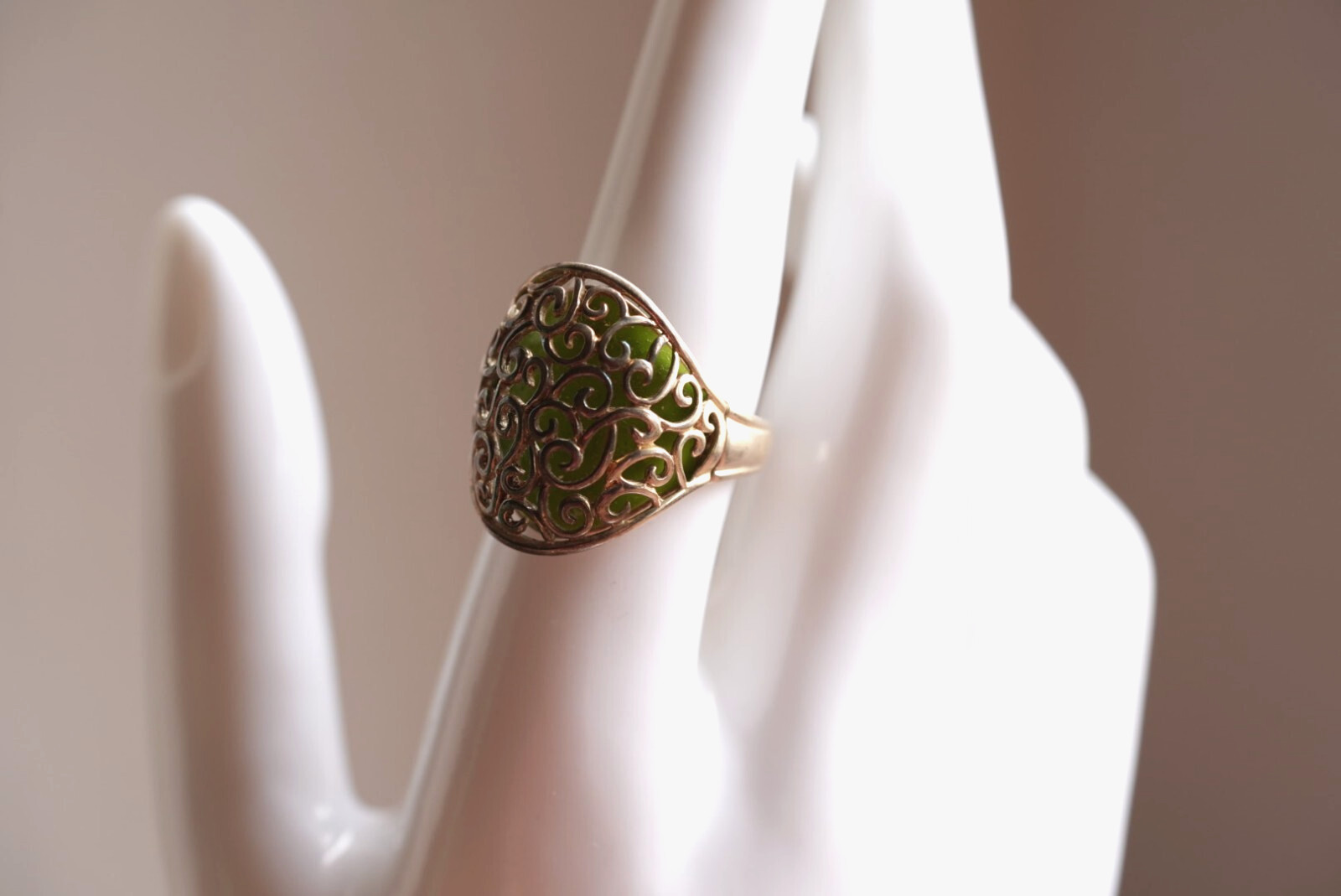 Sterling Silver 925 Ring Vine Pattern Over Green … - image 2