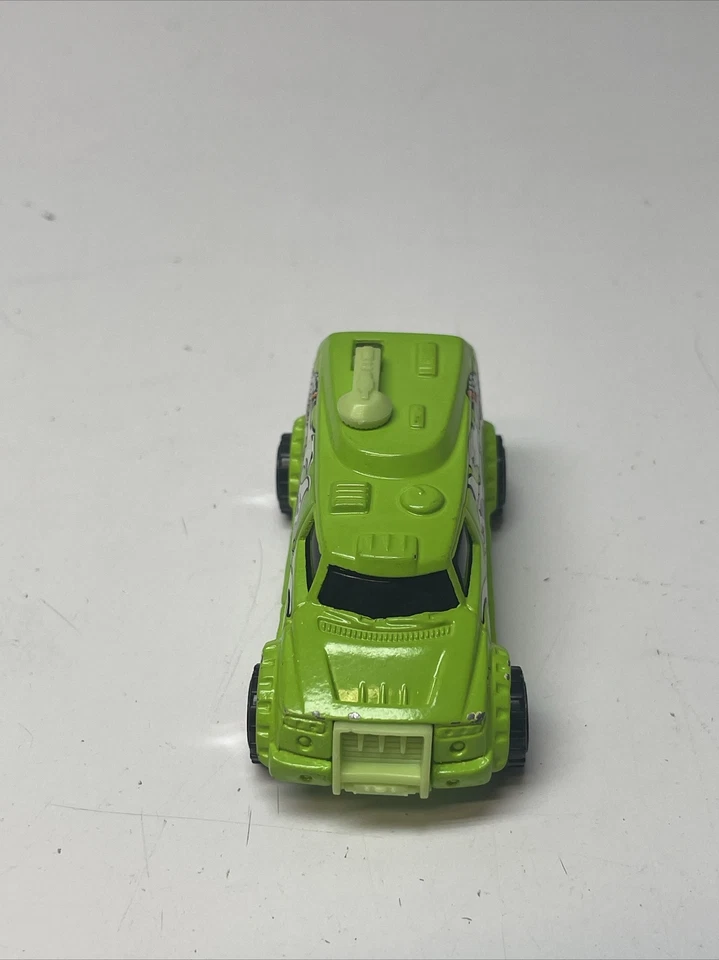 Vintage 2000 Matchbox Green Ghost Robot Van 1:64 Scale KG JD - Image 4 of 4