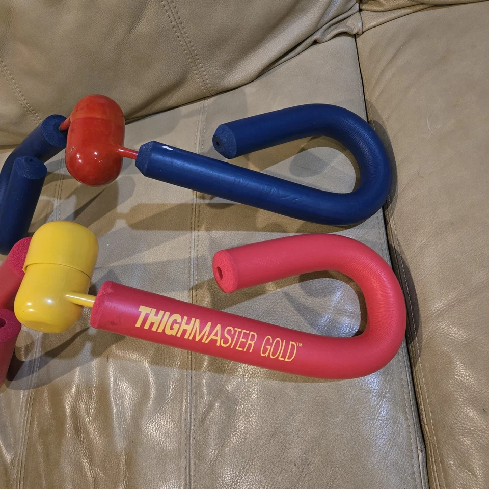 De colección 1991 Original Thigh Master Por Suzanne S. Thigh Master Azul Rojo y Dorado Foto 3 de 4