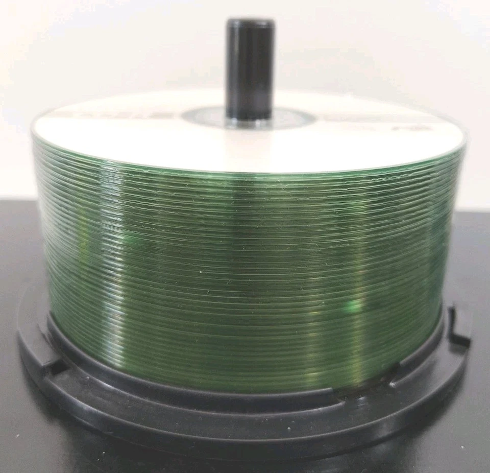 Maxell CD-R, 80 min, 700MB, 52 New Discs Remaining in an Open Spindle Container. - Image 2 of 4