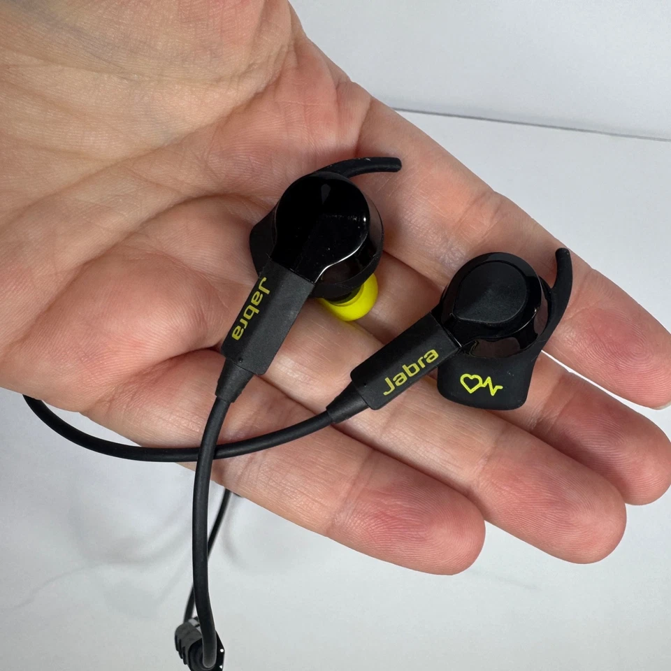Jabra Sport Pulse Wireless Bluetooth Stereo Headset with Built-in Heart Monitor - Image 4 of 4