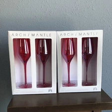 Arch / Mantle RED Champagne Flutes Wine Glasses 8 Oz Set of 4 New in Box