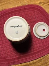 Pampered Chef Ceramic Egg Cooker - Item #1529 - Silicone Sleeve & Lid White/Gray