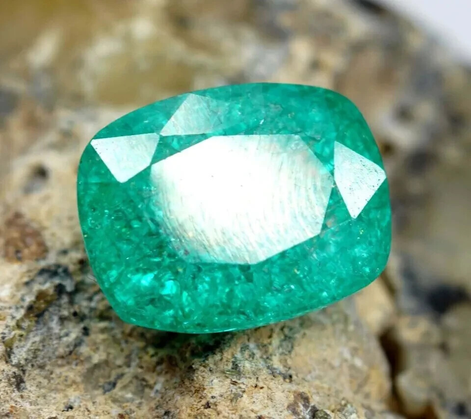 Émeraude Naturelle 6.40 Ct Coupe Coussin Verte Colombie - Certifiée AGL Cadeau