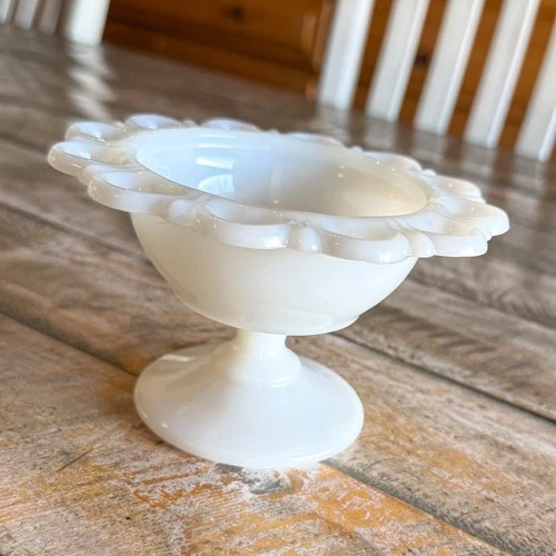 White Milk Glass Lace Edge Candy Dish Small Pedestal Bowl Vintage 3.25 X 5.25”