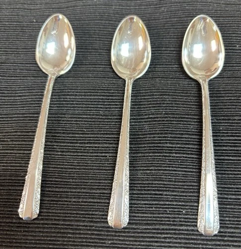 Towle Sterling Silver Candlelight 3 Demitasse Spoons No Monogram Excellent 32g