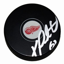 XAVIER OUELLET SIGNED DETROIT RED WINGS Puck NHL CANADA STAR AUTOGRAPHED +COA