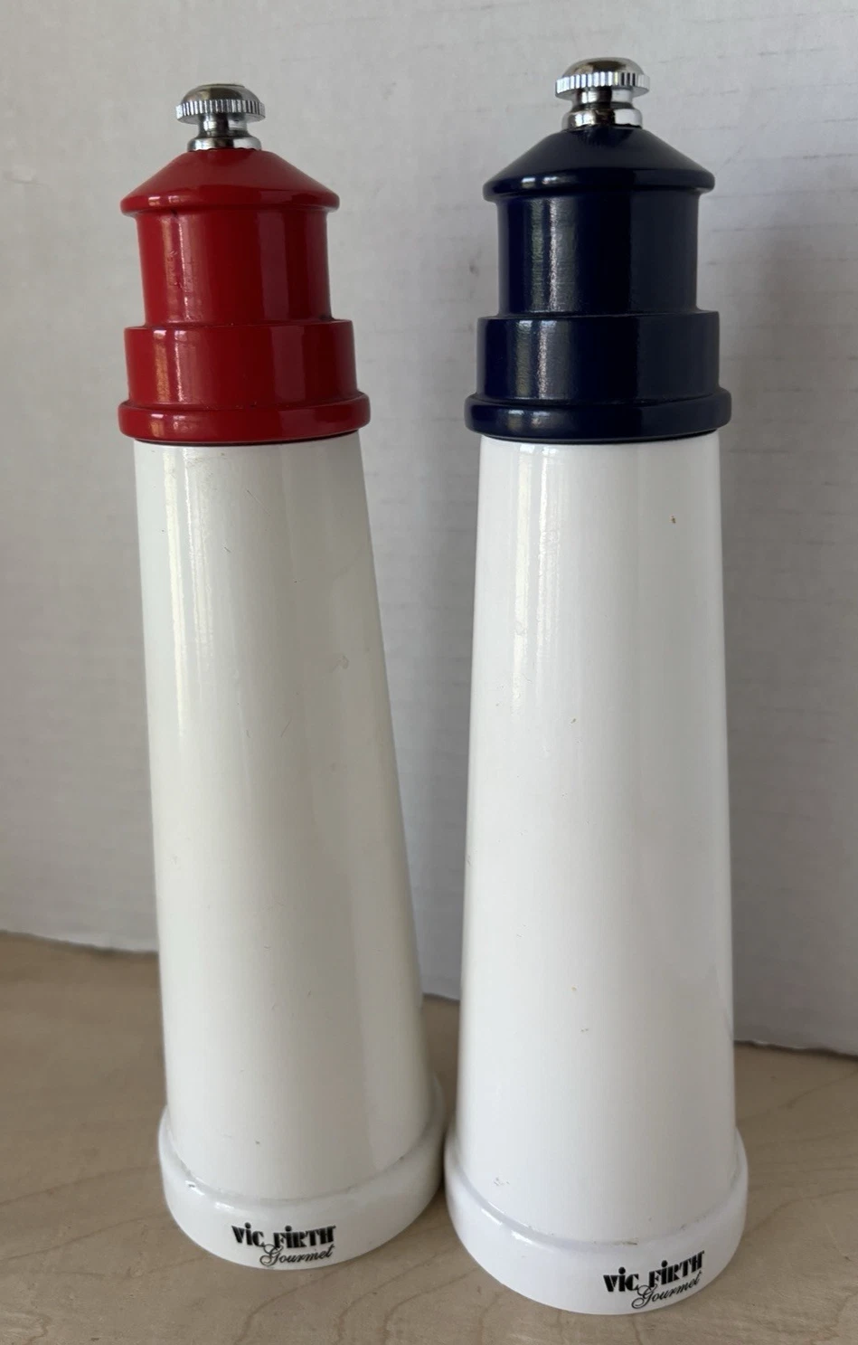 Vic Firth Gourmet Salt & Pepper Grinder Nautical Lighthouse Style White Red Blue