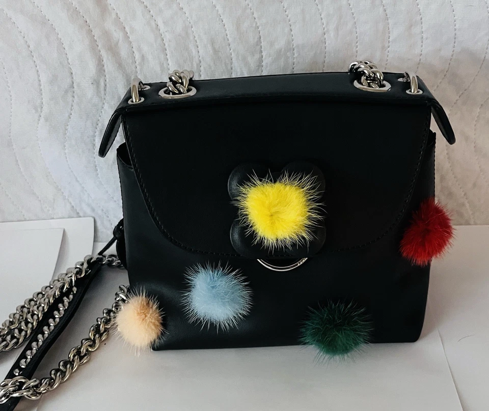 Fendi Pom Pom Rucksack ,Crossover oder Handtasche Np. 629€ - Bild 3 von 4