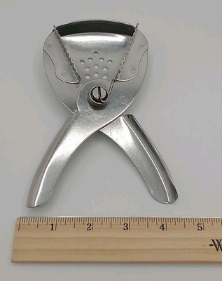 Vtg Hand Held Manual LEMON/LIME SQUEEZER JUICER Stainless Steel