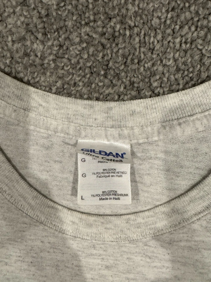 Camiseta De Colección Medias Rojas Vs Yankees (L) Foto 3 de 3