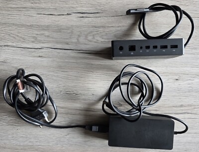 Microsoft Surface Dock 1661 inkl. Netzteil  90W für Surface Book Pro 4/5/6/7