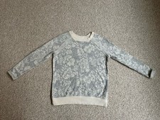 Zara Trafaluc Women  s Gray Cream Spring Sweatshirt Floral Neutral Size Sm NWOT