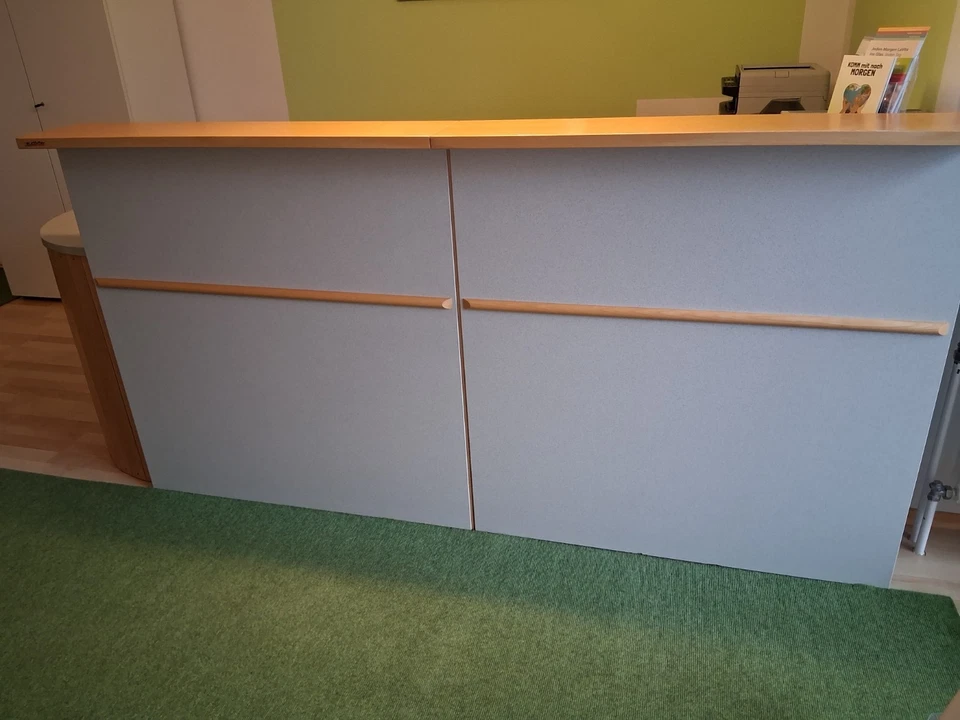 Tresen empfang von Neudörfler