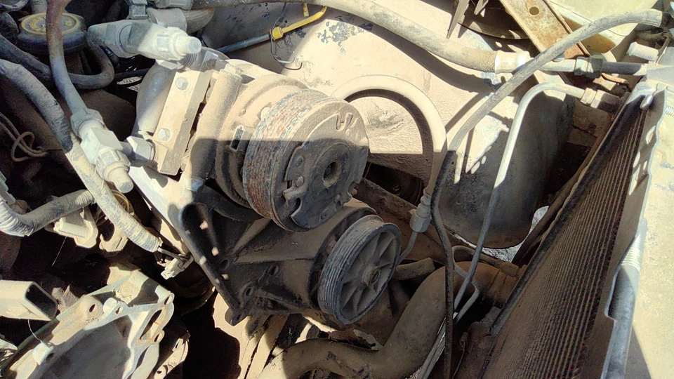 Juego de soportes de montaje Ford F150 1988 para compresor de aire acondicionado OEM 5,0 L Foto 2 de 2