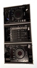 Pioneer CDJ 1000 MK3 Turntable x2,  Denon 4  chnl   mixer +Gorilla  Flight Case