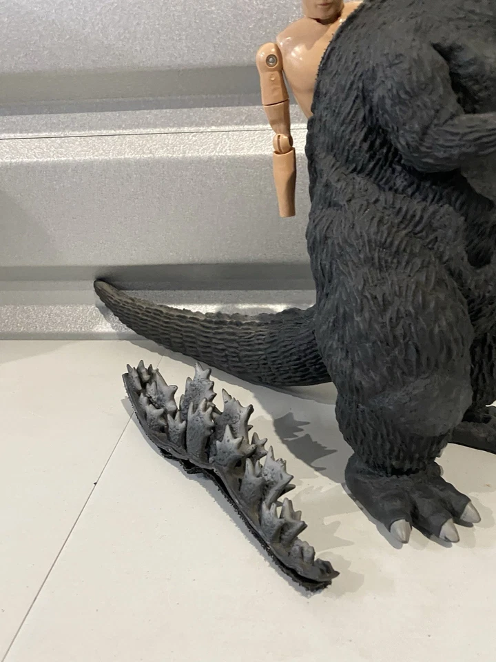 Medicom Godzilla 1954 héroes de acción real con Joe de combate Foto 2 de 4