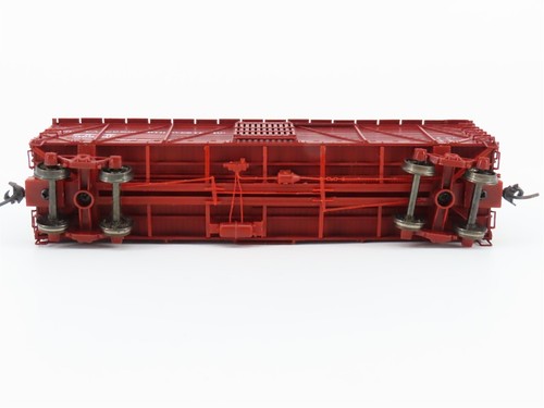HO Scale PROTO 2000 CNW Chicago North Western 40' Single Deck Stock Car #32899 - Picture 10 of 13