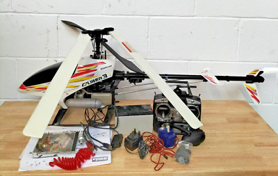 Kyosho Caliber 3 Nitro RC Hubschrauber Brandneu nie geflogen Futaba Servos & Contr