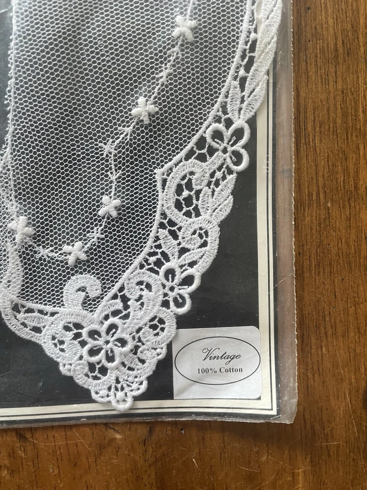 Lot Of 5 Vintage Lace Garment Collar Pieces Carolace Venice Beaded Rhinestone - Image 3 of 4