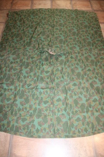 US Military Issue WW2 WWII Army USMC Wet Weather Rain Poncho Camouflage   JM55