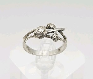 Avon Sterling Silver Vintage Diamond Cut Rose Ring Size 8