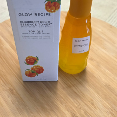 Glow Recipe Cloudberry Bright Essence Toner Brightening 75 ml / 2.5 fl oz