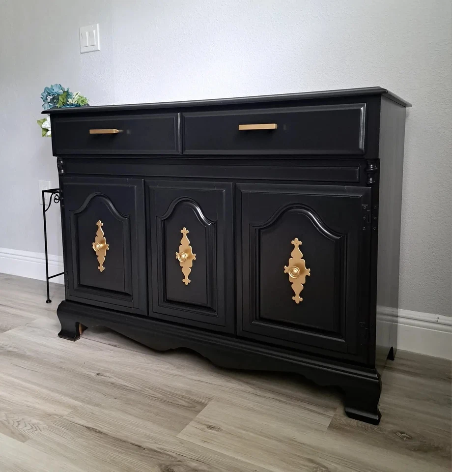 Elegant Refinished Buffet (Solid Wood)  - Image 4 of 4