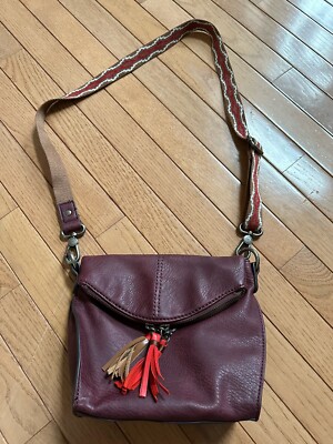 *Pre-Owned* The Sak Women Silverlake Leather Crossbody Bag In Deep Plum Red 