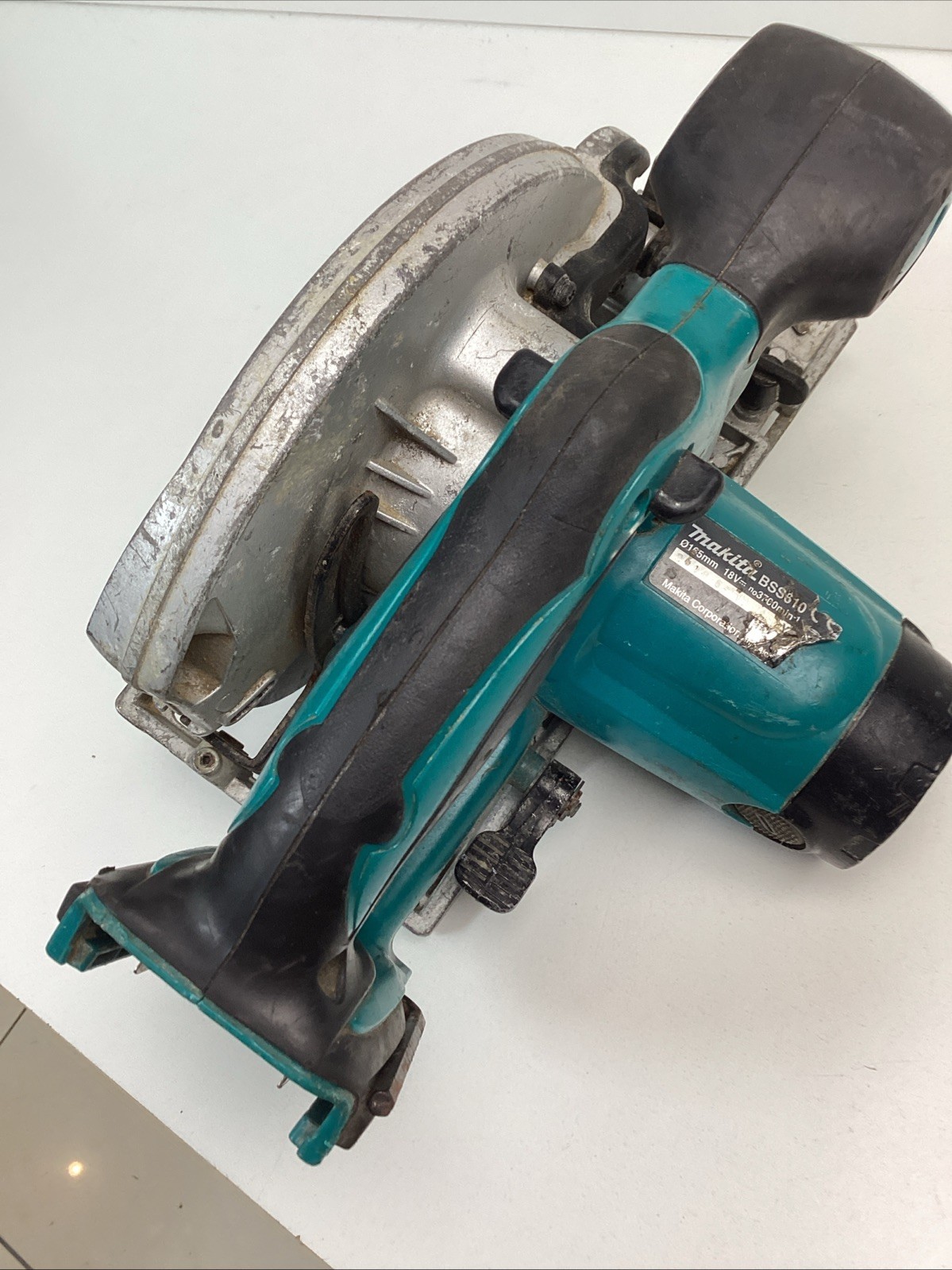 Foto 10 di 24