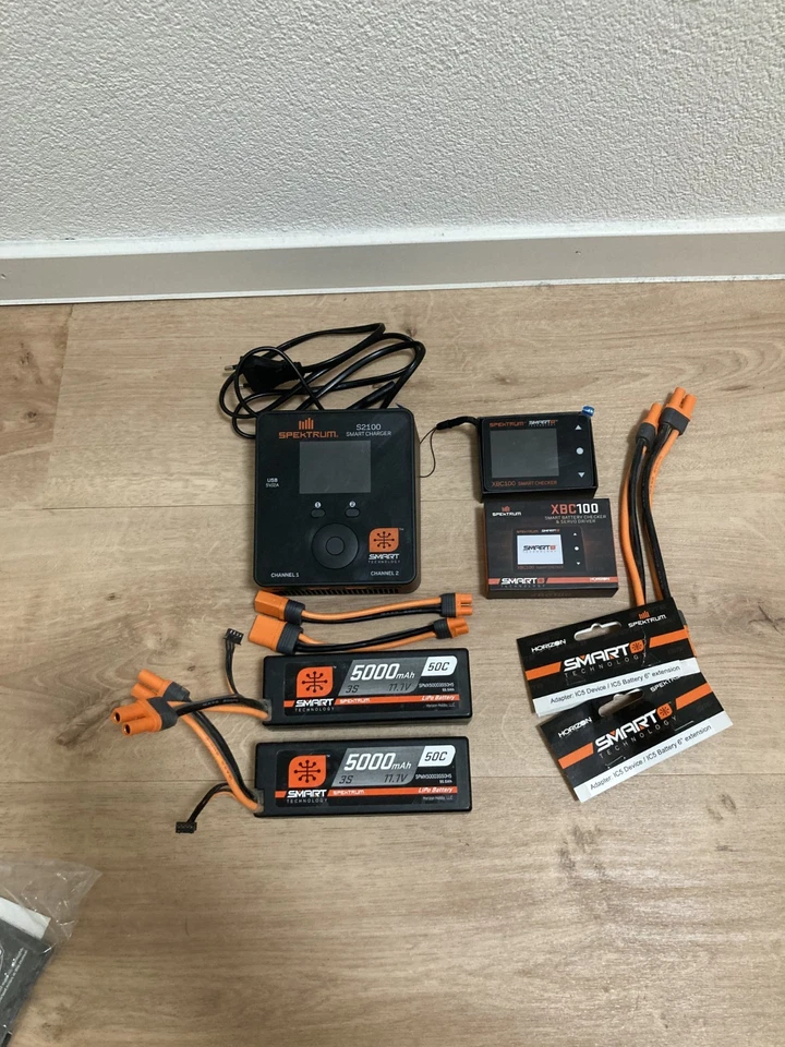 Losi Super Baja Rey 2.0 4WD BL Desert Trophy Truck 1:6 RTR Akku usw. MEGAPAKET! - Bild 2 von 4