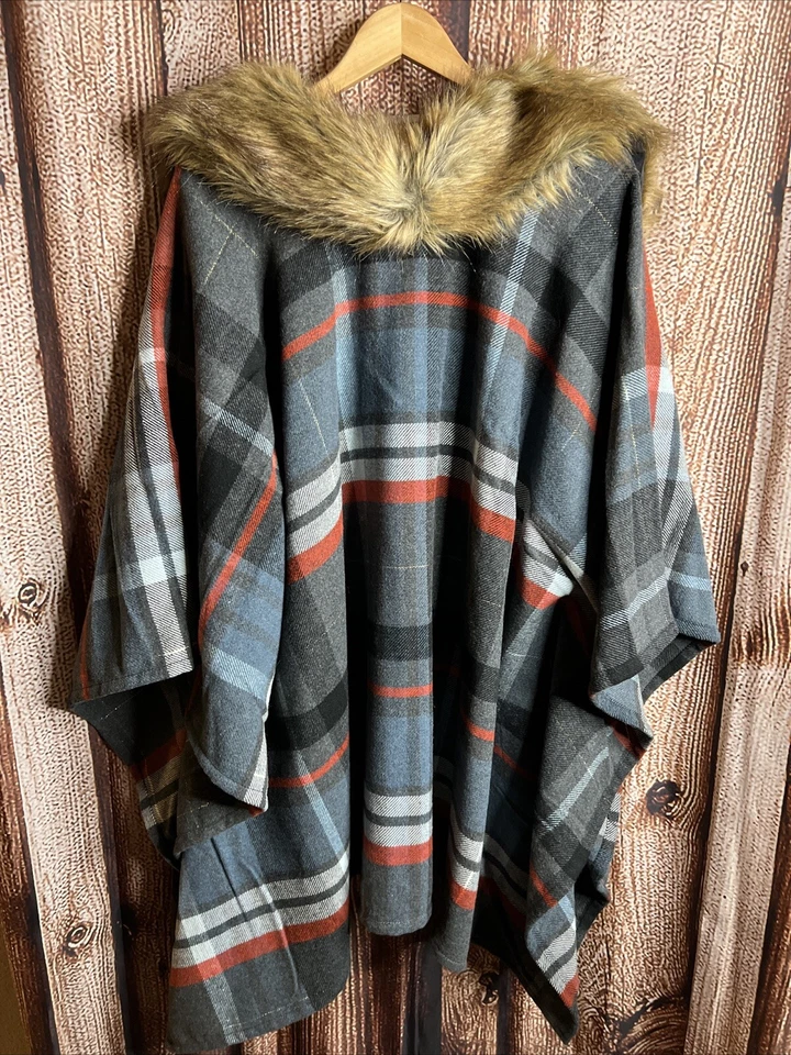 Suéter Merona Tejido de Piel Sintética Mantón Envolvente S/M Tejido Poncho Gris Usado en Excelente Condición Foto 4 de 4