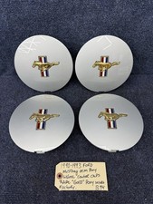 1991-93 Ford Mustang Center Caps Tri-bar Pony Wheels Oem Set Gold Rare Factory 1991-93 Ford Mustang Center Caps Tri-bar Pony Wheels Oem Set Gold Rare Factory