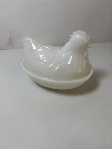 hazel atlas glass Vintage Hen On Nest (Milk Glass)