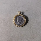 1940 10C Mercury Dime Featured In A Beautiful Gold Bezel
