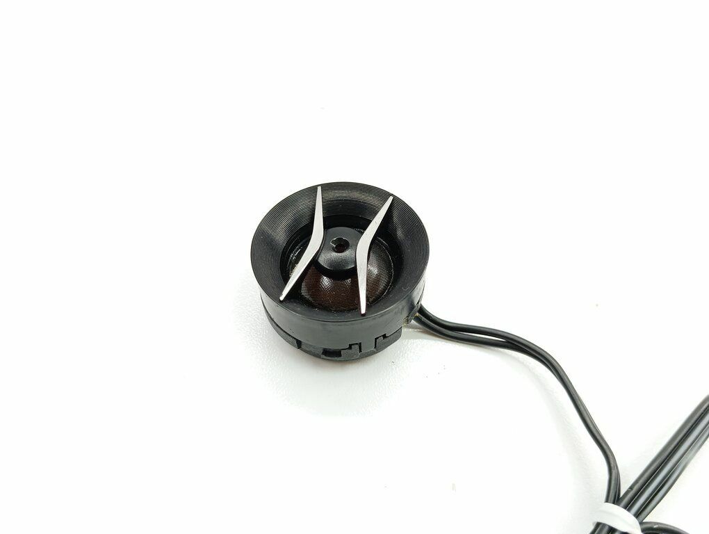 Chevrolet Orlando 2013 Front Door Tweeter Speaker DS956CA AMD70005