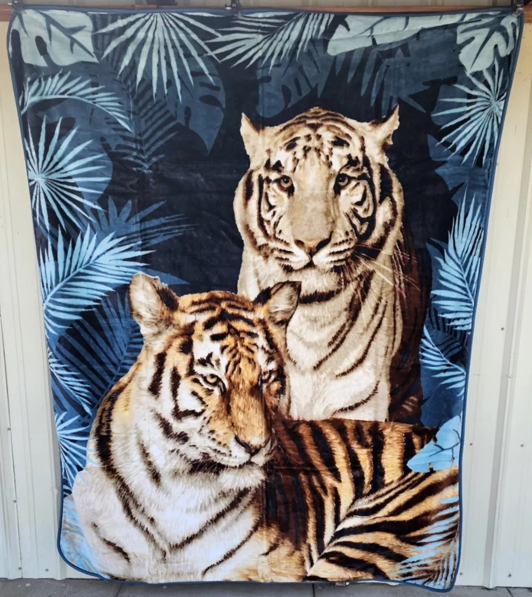 TIGERS BENGAL TIGER JUNGLE CAT QUEEN SIZE BLANKET