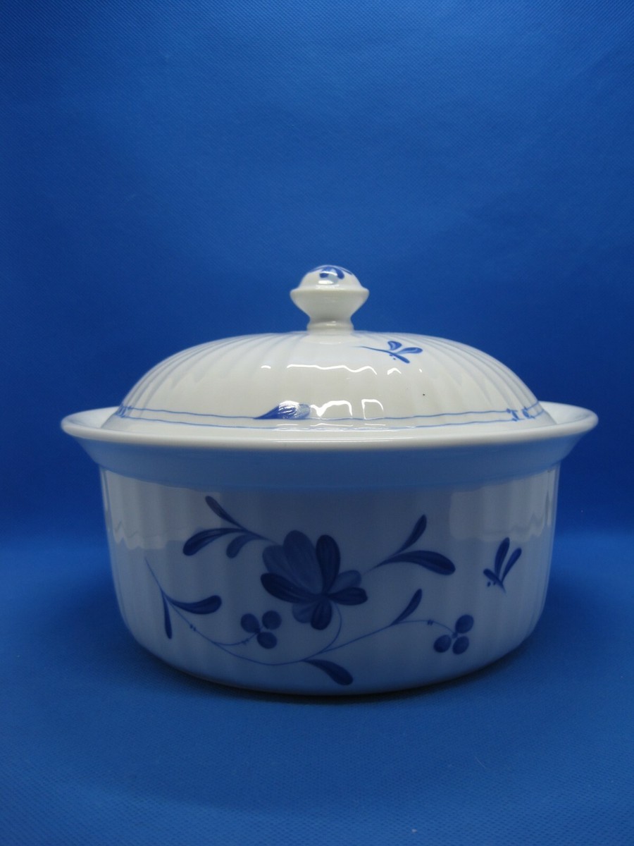 Royal Worcester Blue Bow 1/2 quart Domed Cover Casserole dish Microwave  Proof