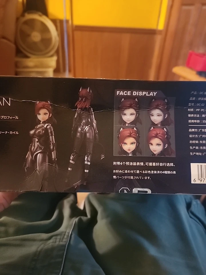 DC Catwoman & Batpod Batman Caballero Oscuro Vehículo Anime Figura Modelo Etiqueta Dorada Foto 2 de 4