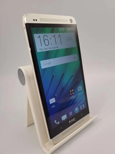 HTC One M7 Silver Unlocked 32GB 2GB RAM Touchscreen Android Smartphone - Image 2 of 4