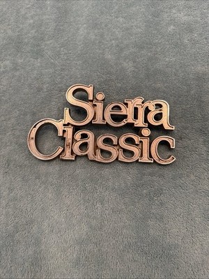 1973-91 JIMMY GMC K5 SILVERADO SQUAREBODY 4X4 14013796 SIERRA CLASSIC EMBLEM (1)