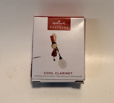 Hallmark Keepsake 2023 Marching Band Cool Clarinet Ornament - NEW