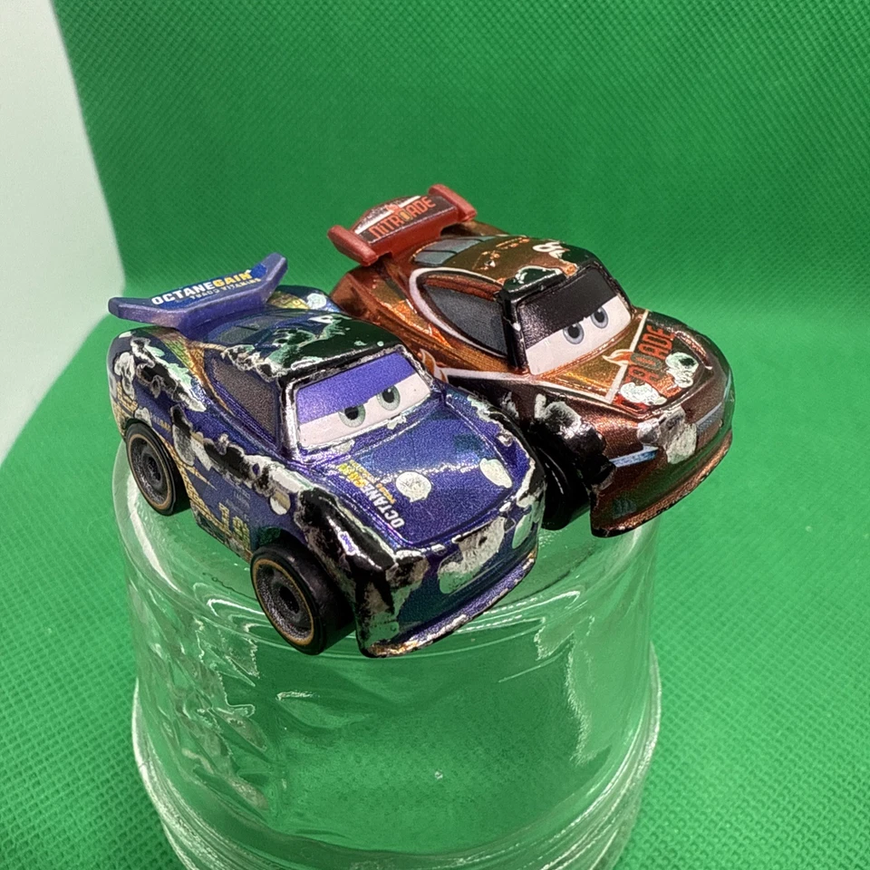 Cars Mini Tim Treadless Silver 28 And Bobby Swerve Metallic 19 - 2017 2pk - Image 2 of 4
