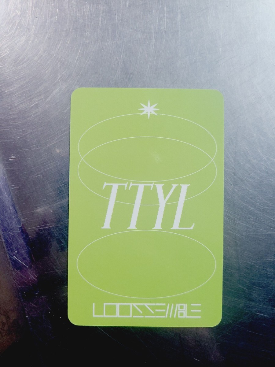 Loossemble Hyunjin Photocard 