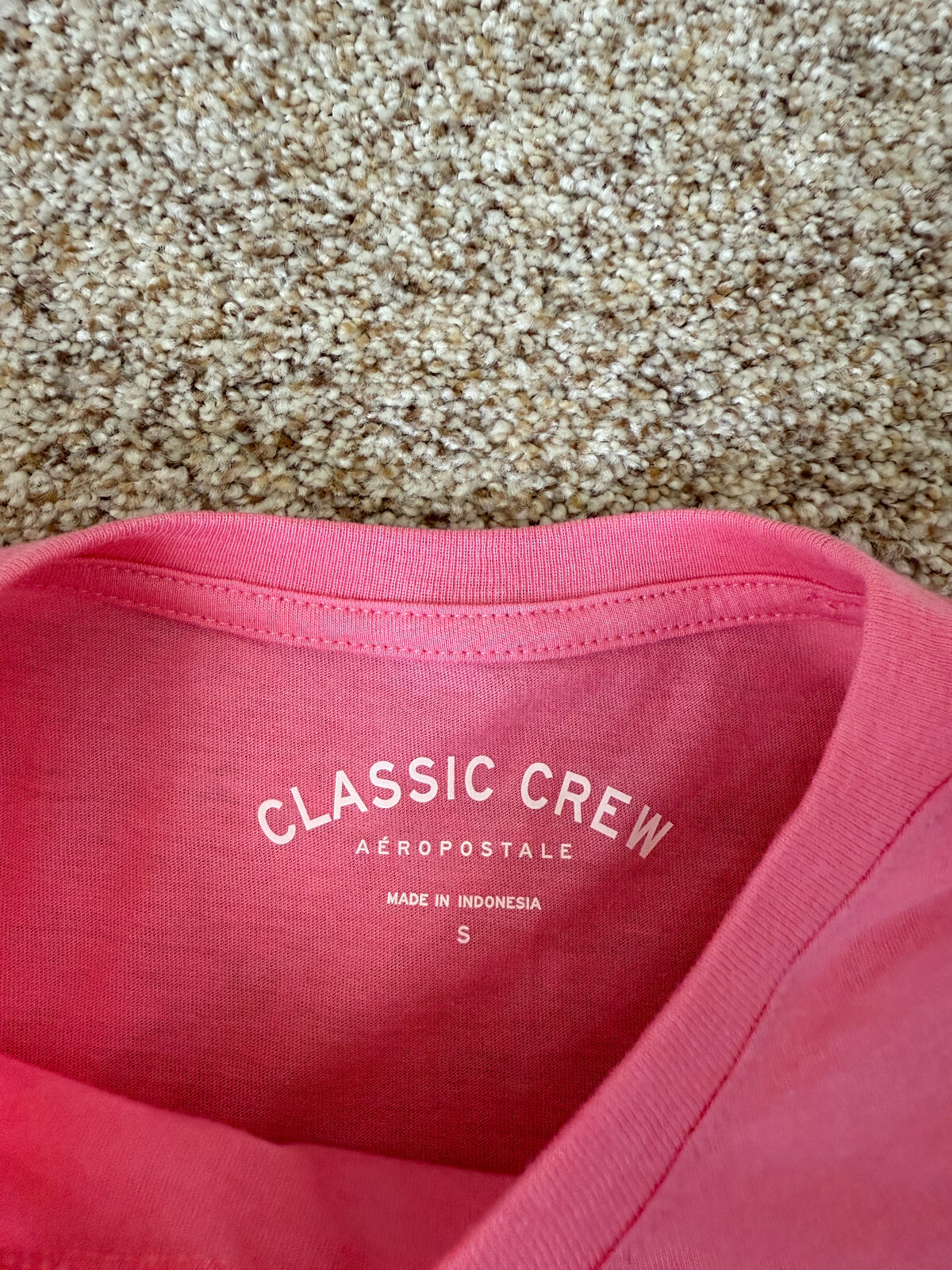 Aeropostale Shirt Womens Small Pink Short sleeve Spellout Classic Crew NWT NEW