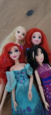   Bundle! Disney Princess Hasbro Fashion Play Doll In Dress Articulated Eyelash